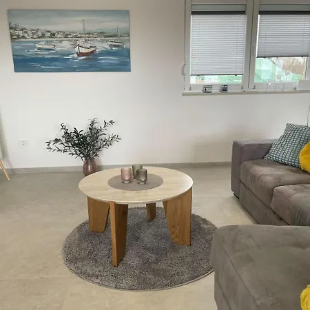 Βίλα - With Private Pool Near Porec *