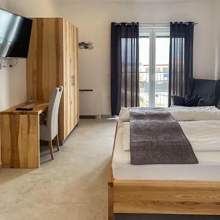 빌라 - With Private Pool Near Porec *