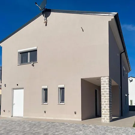 Βίλα - With Private Pool Near Porec Farini