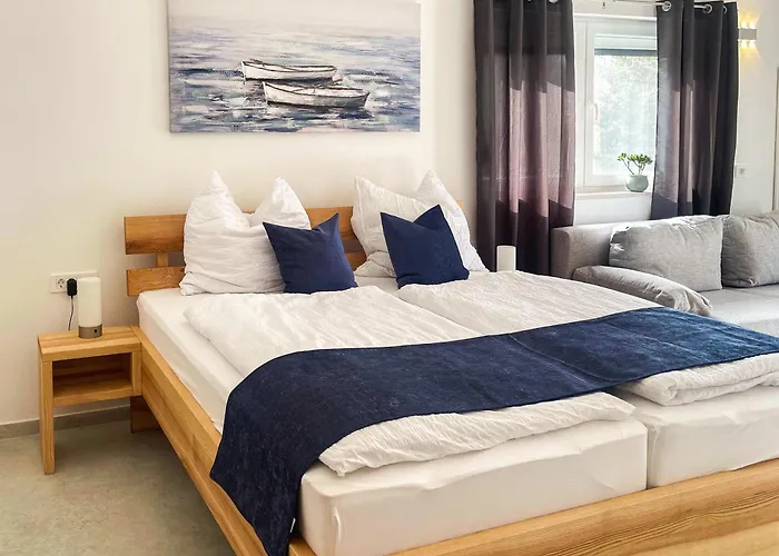 - With Private Pool Near Porec فيلة *